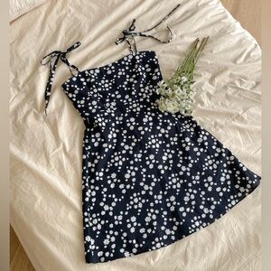 🌼Black Floral Tie-Shoulder Mini Dress🌼
